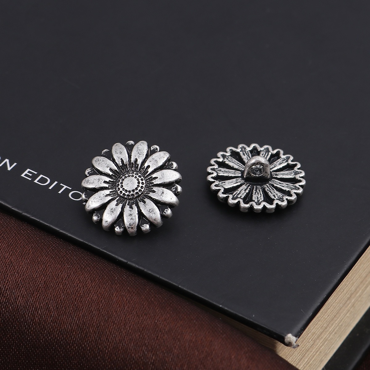 10 adet Vintage Metal Saplı Dü - Button Hole Cutter incelemesi ve fiyatı